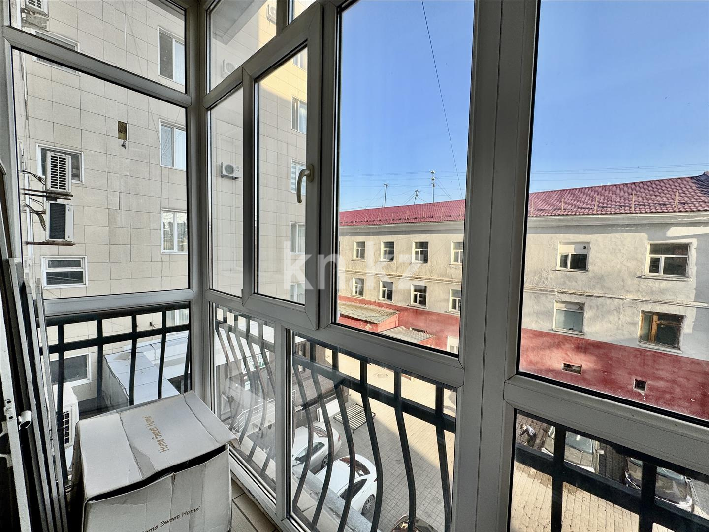 Продажа 3-комнатной квартиры, 132 м², ул. Абая, дом  5 в Караганде - фото 20