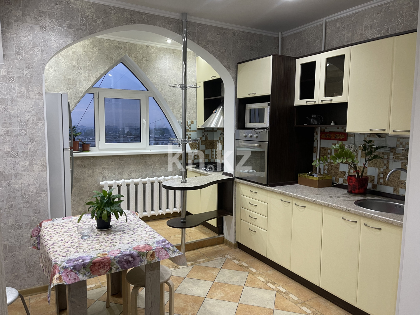 Аренда 2-комнатной квартиры, 66 м², Ислама Каримова, дом  52 - ул. Толе би в Алматы - фото 10