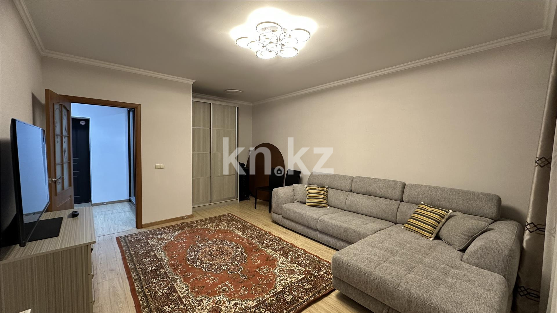 Продажа 1-комнатной квартиры, 50 м² в Астане - фото 2