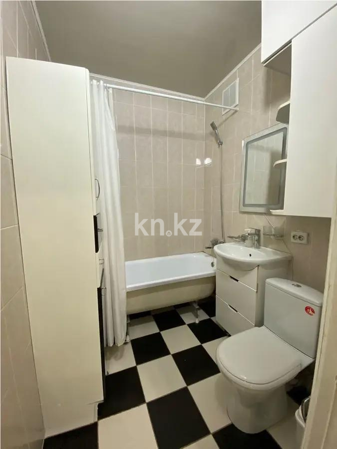 Продажа 2-комнатной квартиры, 64.8 м², ул. Сауран, дом  9а в Астане - фото 4