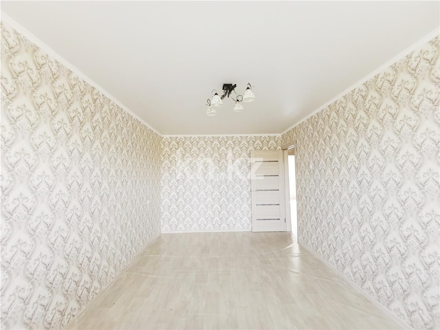 Продажа 3-комнатной квартиры, 62 м², мкр-н 23 в Караганде - фото 6