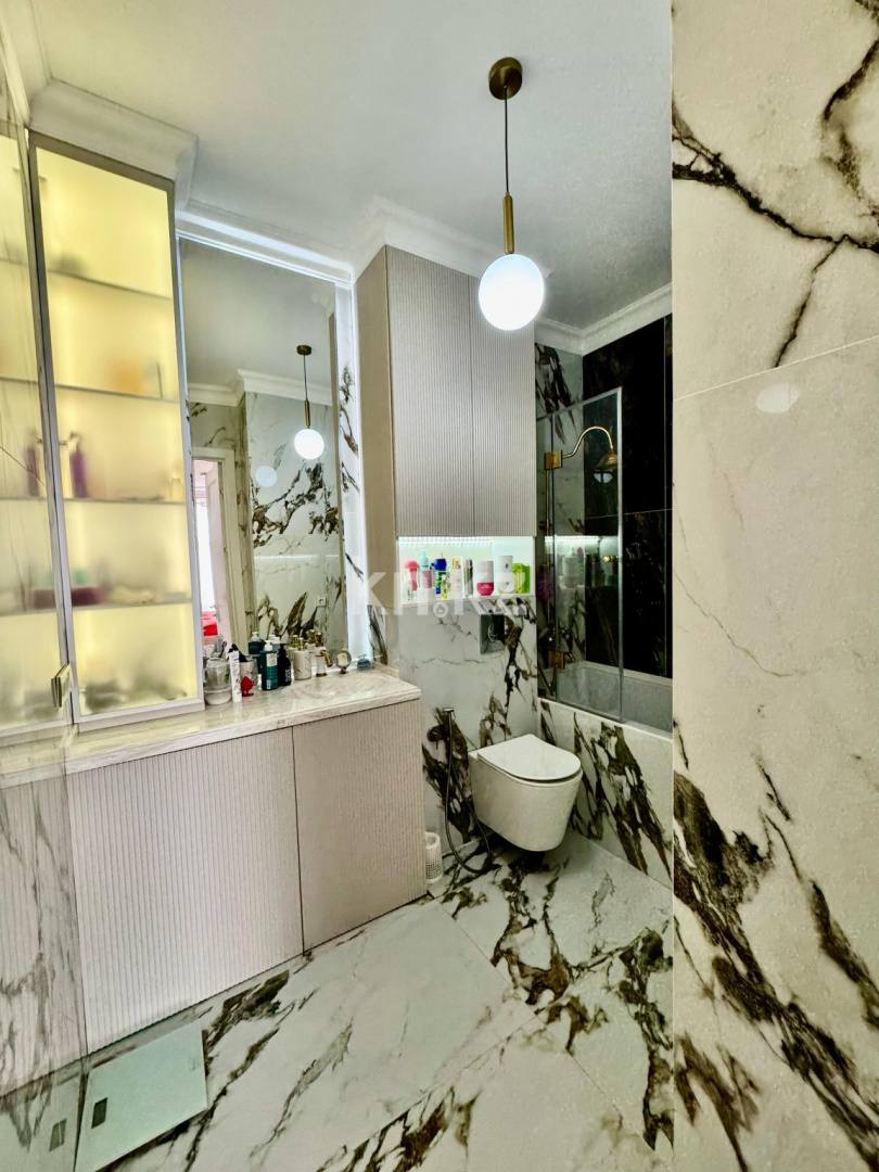 Продажа 3-комнатной квартиры, 120 м², ул. Гоголя, дом  56/4 в Караганде - фото 16