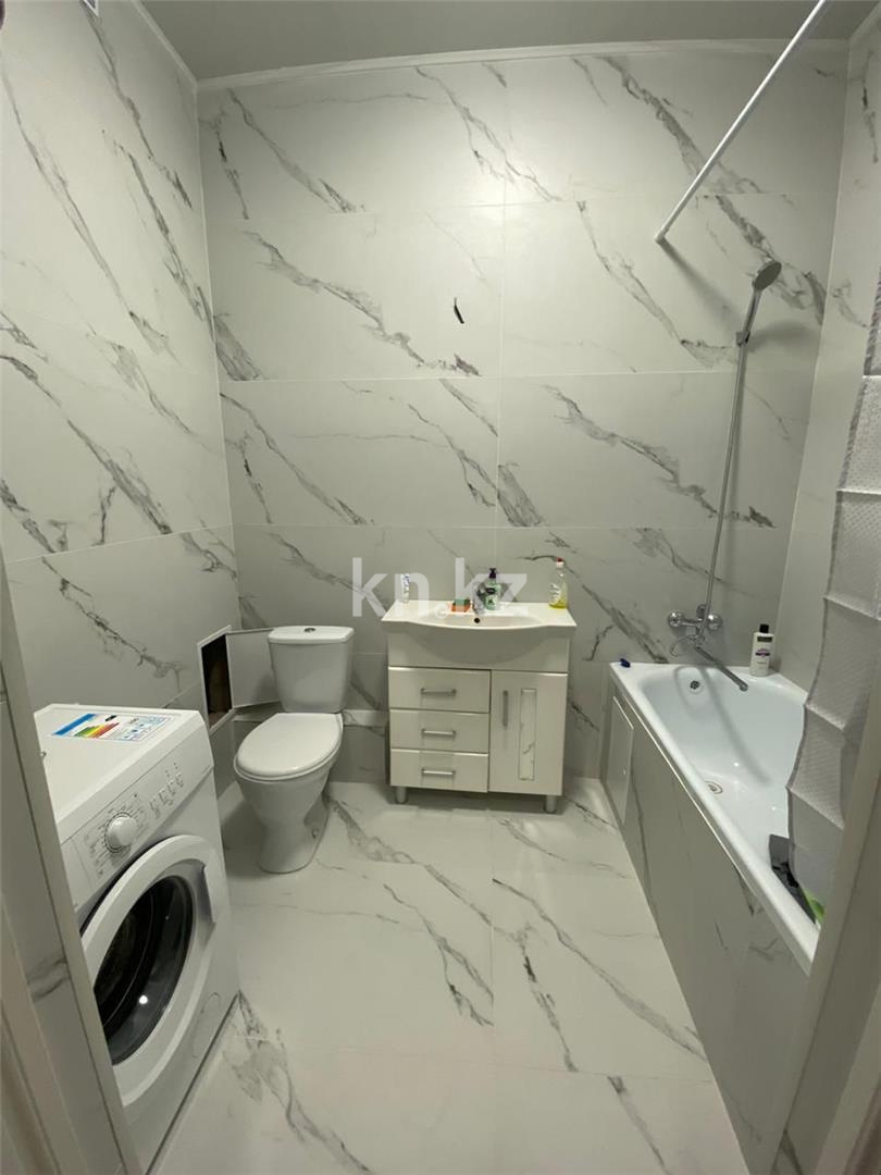 Продажа 1-комнатной квартиры, 43 м², ул. Ашимова, дом  21 блок А в Караганде - фото 5