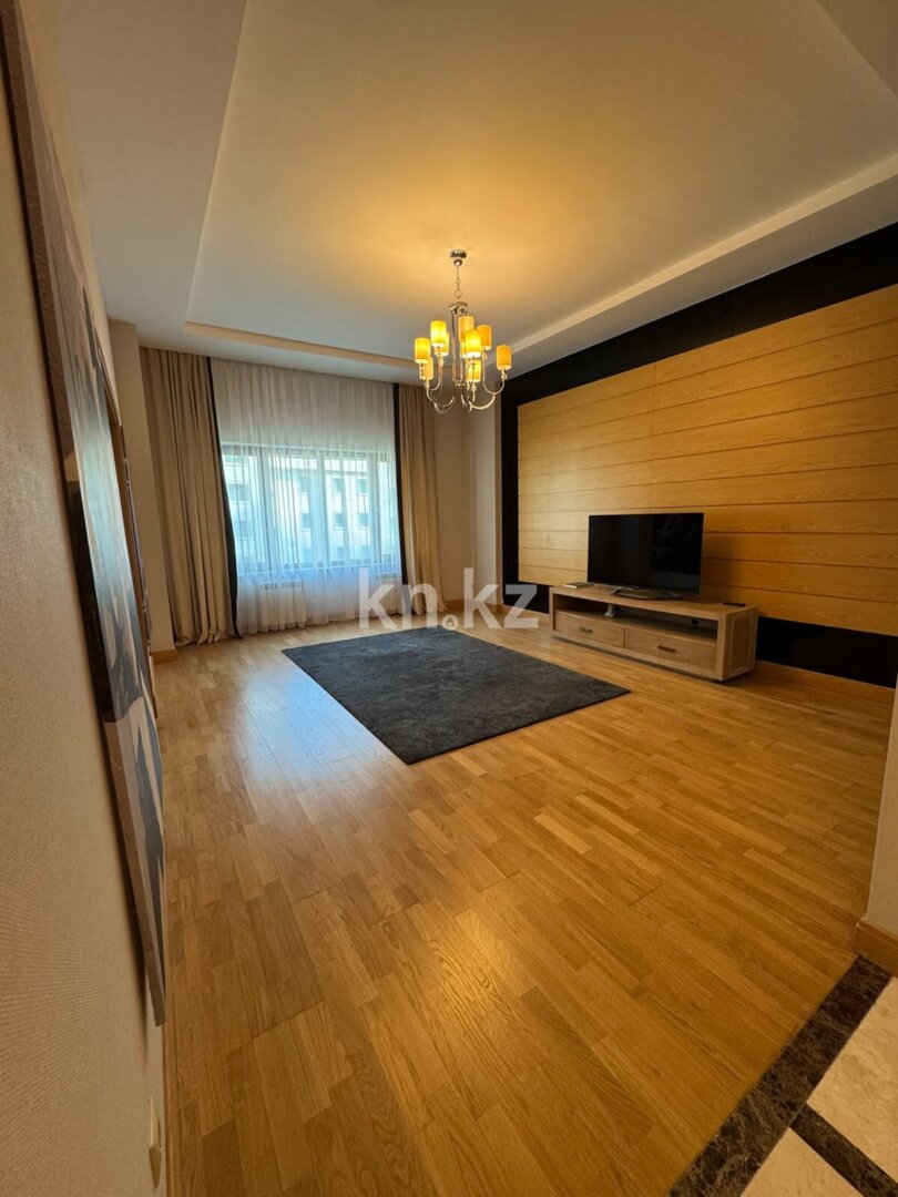 Продажа 4-комнатной квартиры, 153 м² в Астане