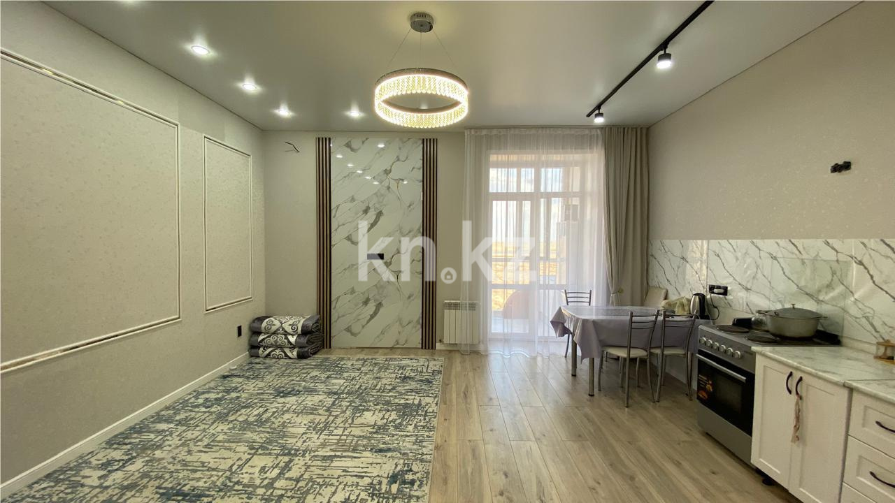 Продажа 3-комнатной квартиры, 72 м², 067 учетный квартал в Караганде - фото 2