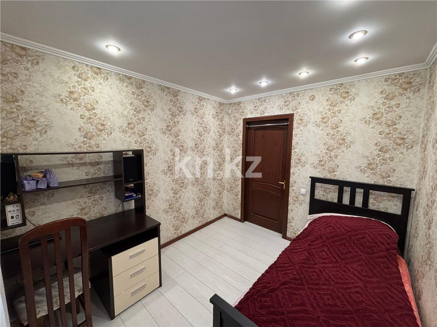 Продажа 4-комнатной квартиры, 80 м², ул. Ермекова в Караганде - фото 4