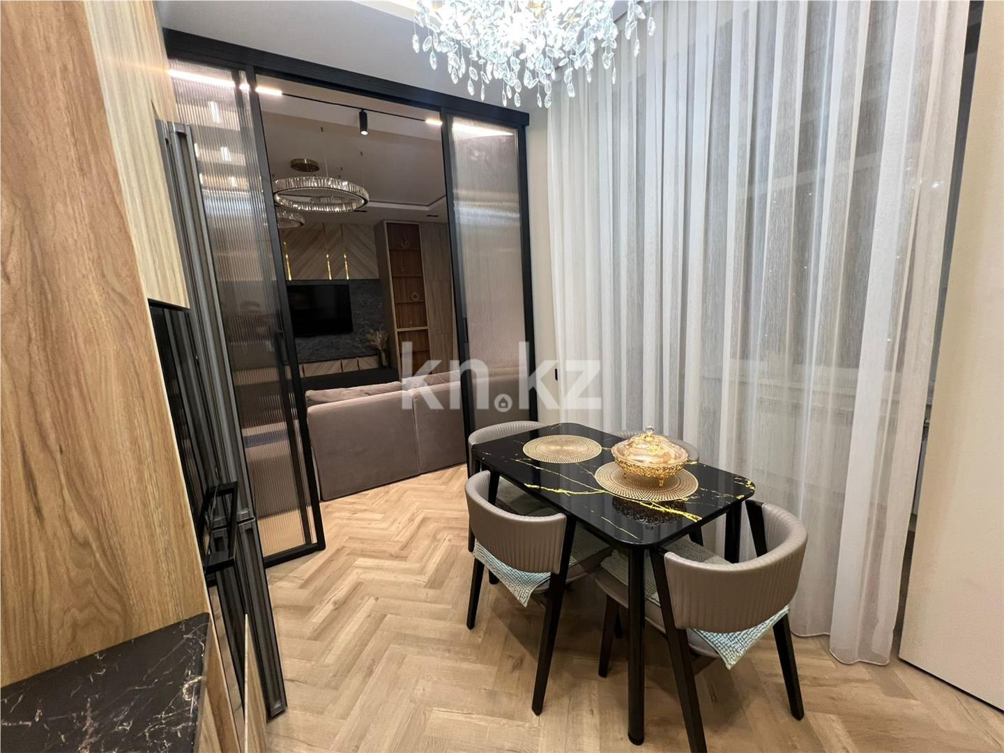 Продажа 3-комнатной квартиры, 78 м², пр. Строителей в Караганде - фото 2