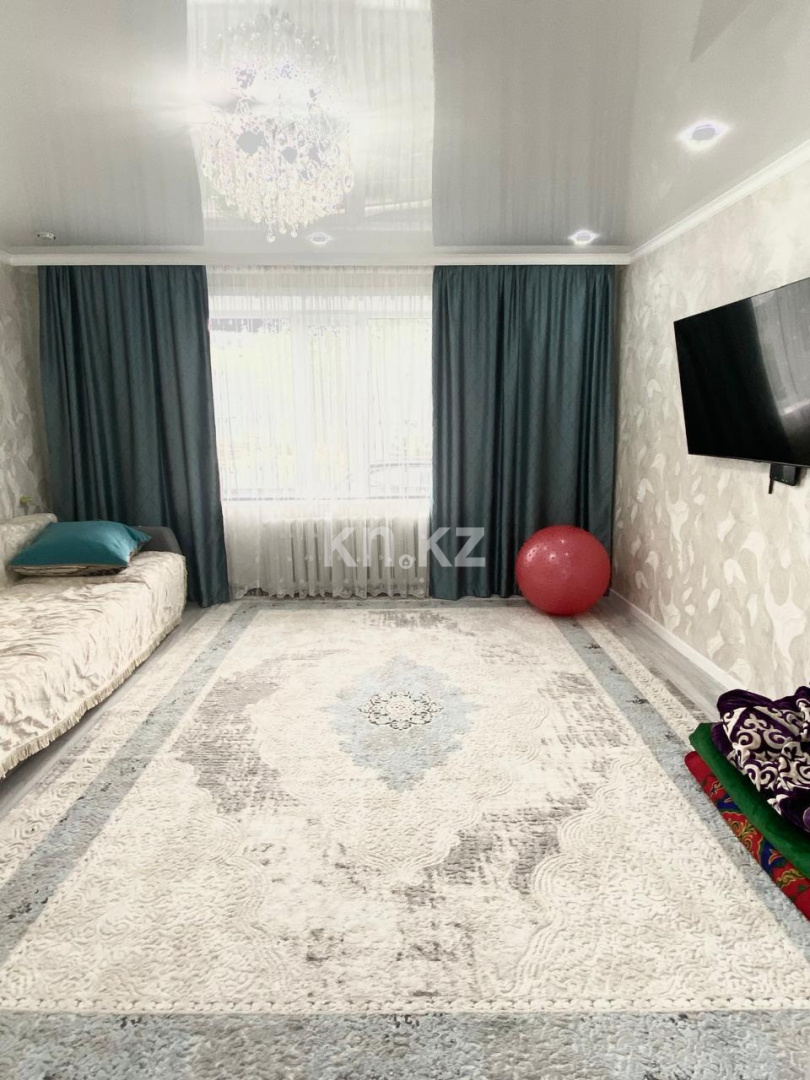 Продажа 4-комнатной квартиры, 76.6 м² в Караганде