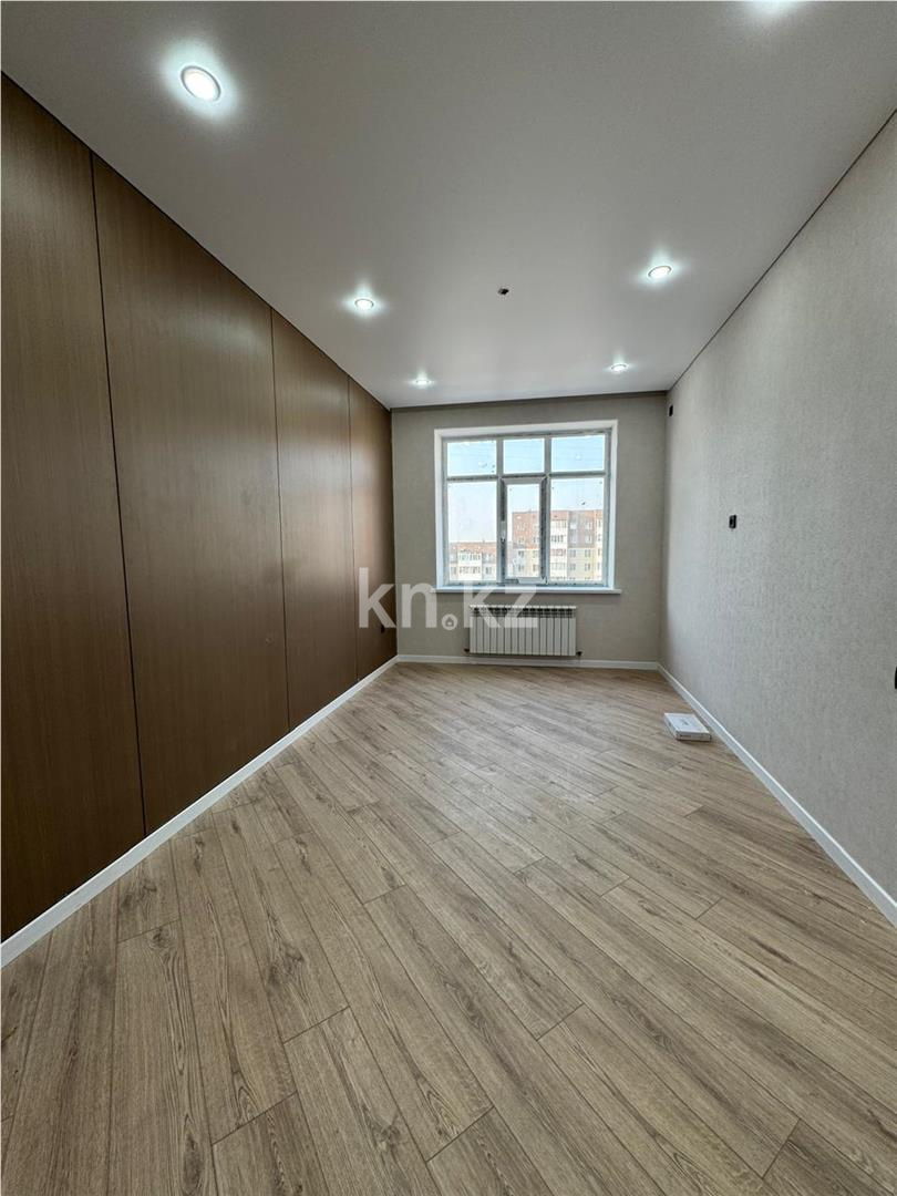 Продажа 2-комнатной квартиры, 40 м², ул. Муканова в Караганде