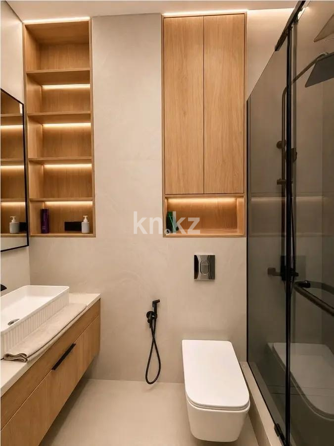 Продажа 2-комнатной квартиры, 67 м² в Алматы - фото 4