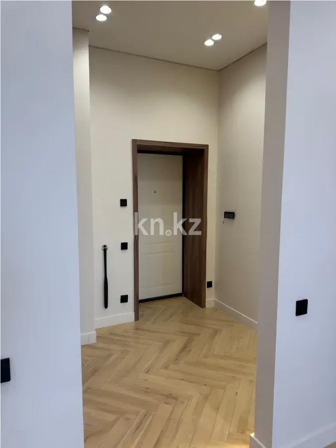 Продажа 3-комнатной квартиры, 111 м², пр. Республики, дом  участок 1/7 в Караганде - фото 8