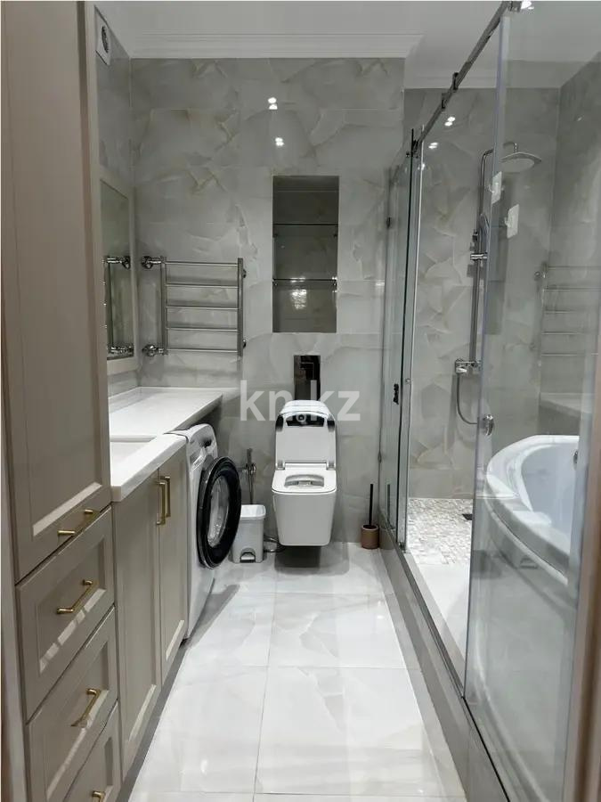 Продажа 4-комнатной квартиры, 145 м², ул. Бокейхана, дом  27/1 в Астане - фото 5