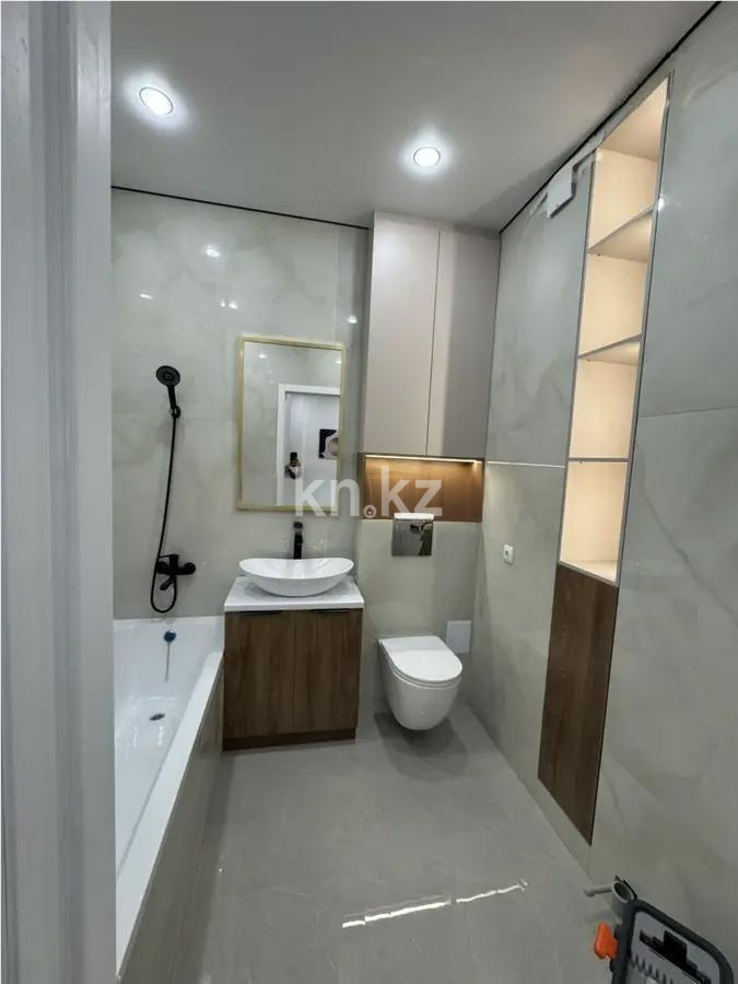 Продажа 2-комнатной квартиры, 40 м², ул. Тынышбайулы, дом  5 в Астане - фото 4