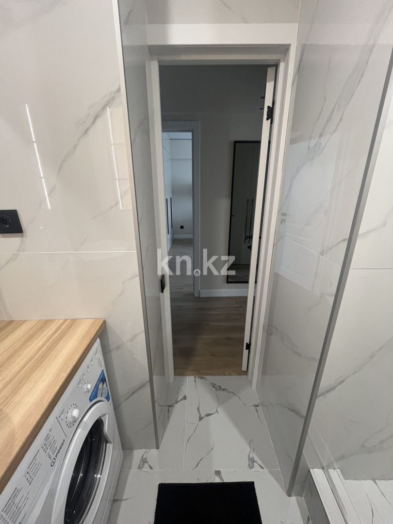 Аренда 1-комнатной квартиры, 40 м² в Алматы - фото 13