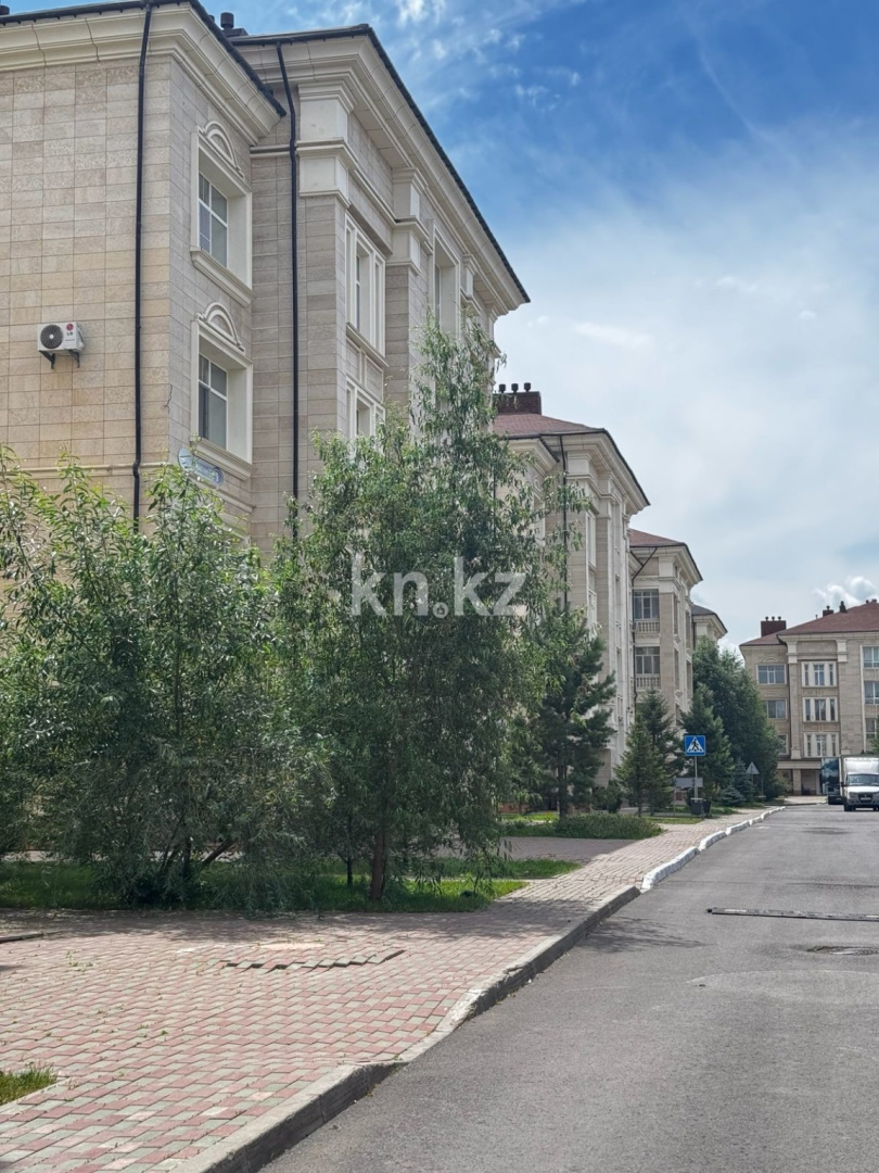 Аренда 4-комнатной квартиры, 170 м² в Астане - фото 30
