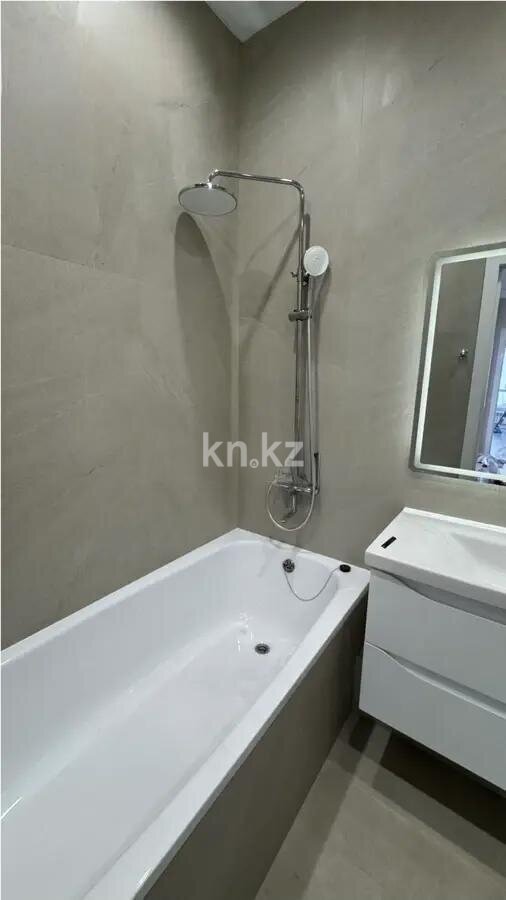 Продажа 3-комнатной квартиры, 93 м² в Караганде - фото 4