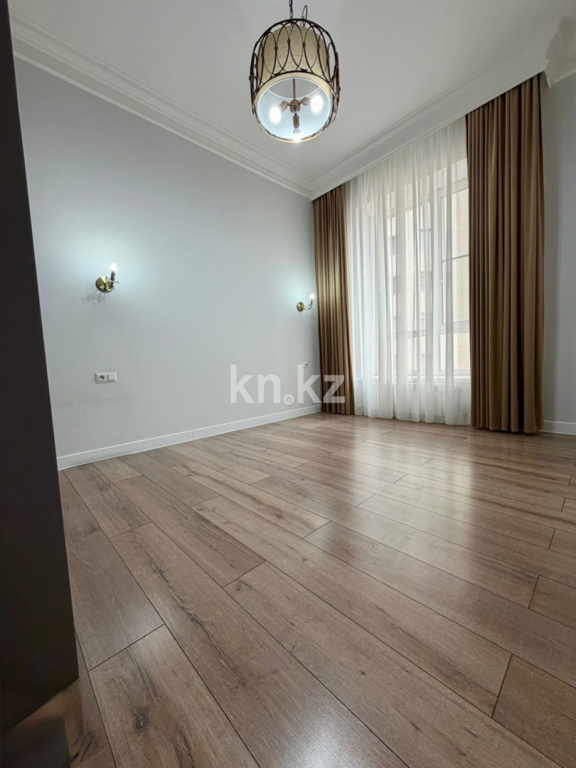 Продажа 4-комнатной квартиры, 122.5 м² в Астане - фото 13