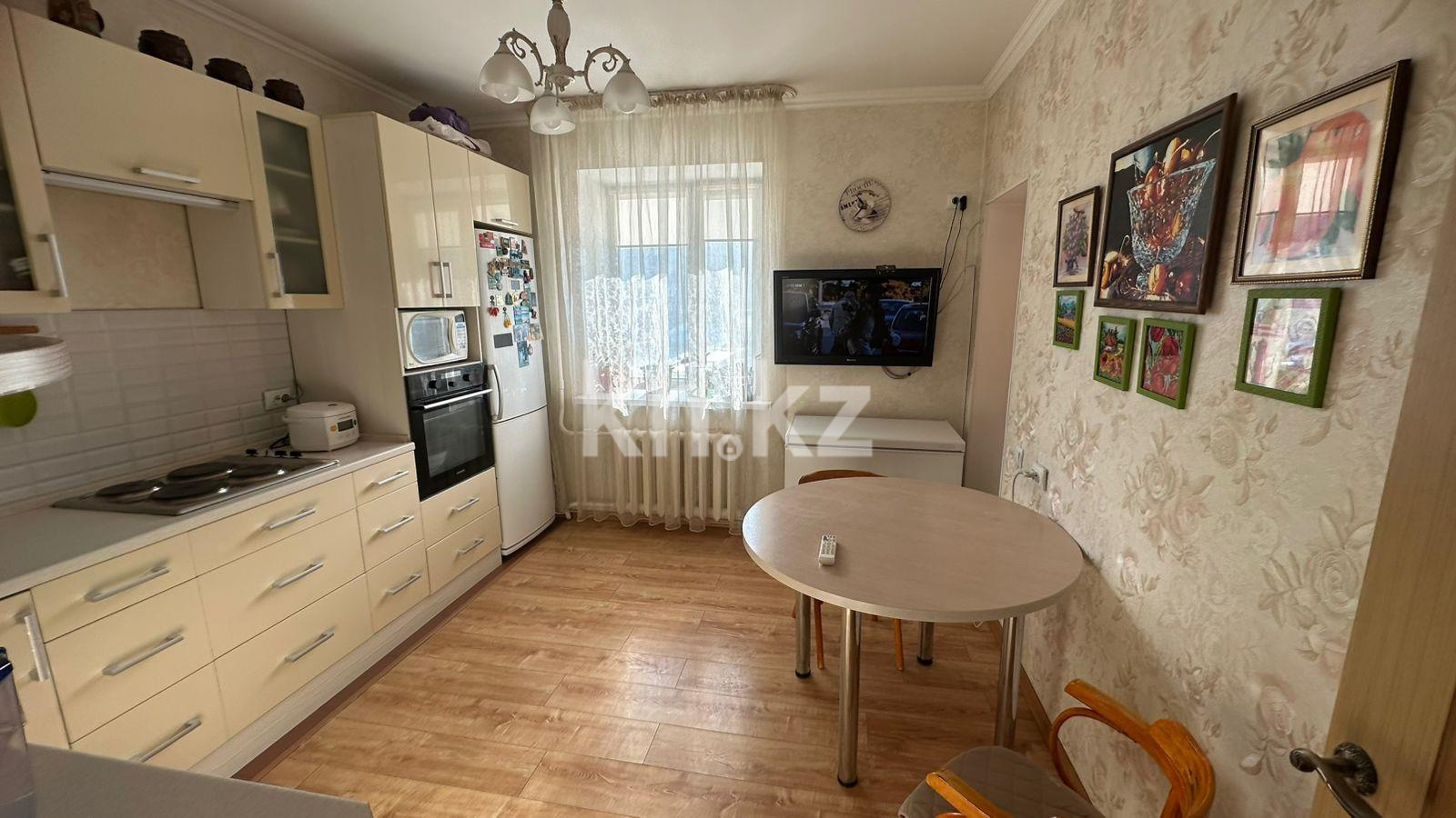 Продажа 2-комнатной квартиры, 76.1 м², ул. Сатпаева в Астане - фото 4