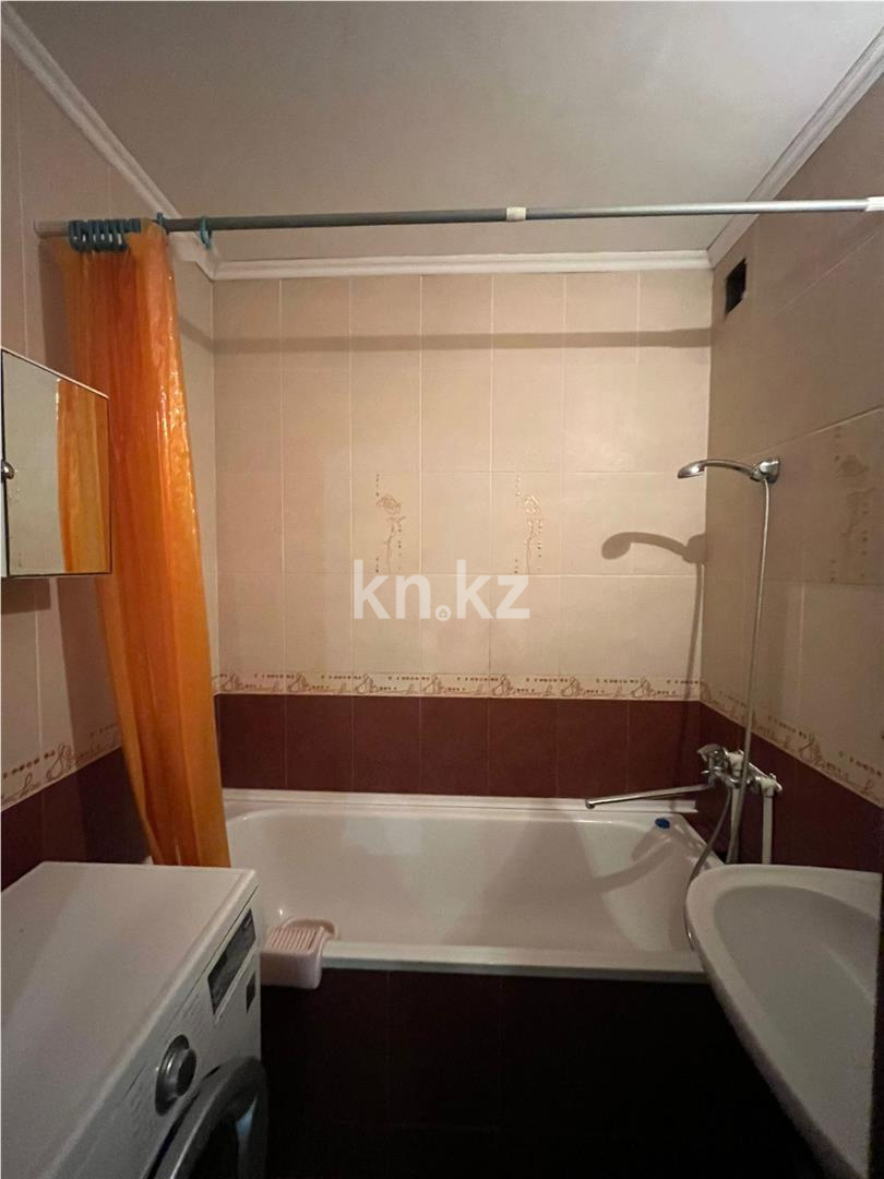 Продажа 3-комнатной квартиры, 65 м² в Караганде - фото 13