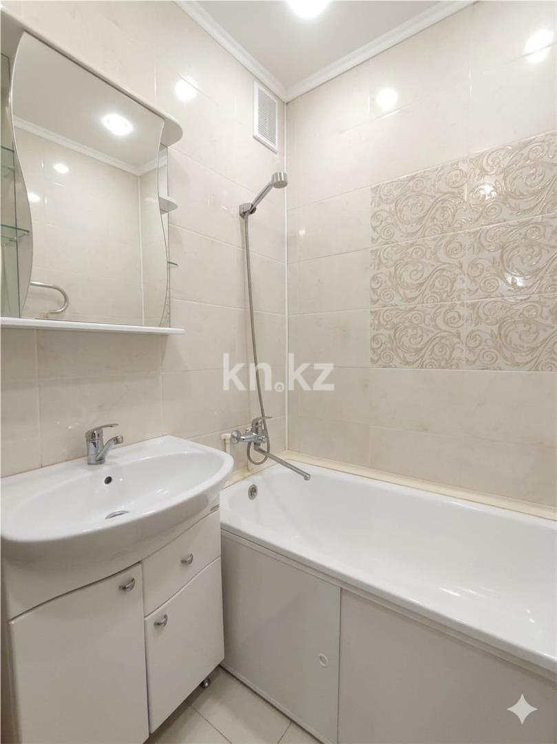 Продажа 3-комнатной квартиры, 65 м² в Караганде - фото 8