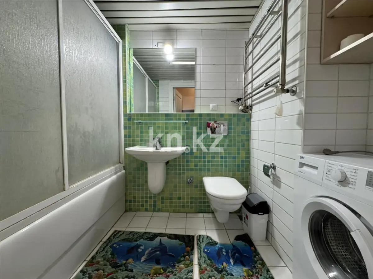 Продажа 2-комнатной квартиры, 65 м², мкр-н Аккент, дом  5 в Алматы - фото 4