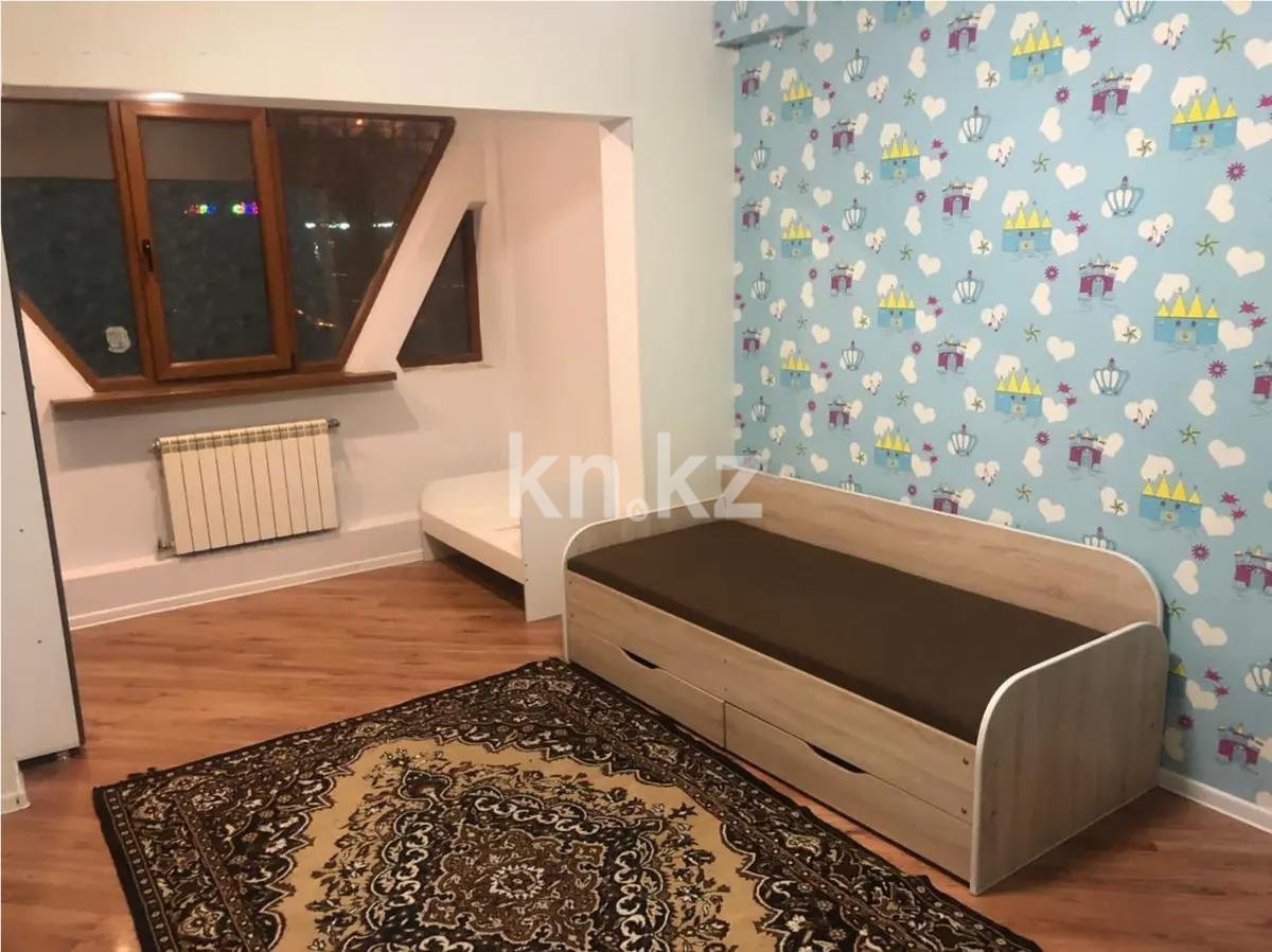 Продажа 3-комнатной квартиры, 80 м², мкр-н Аксай-4, дом  57 в Алматы - фото 3