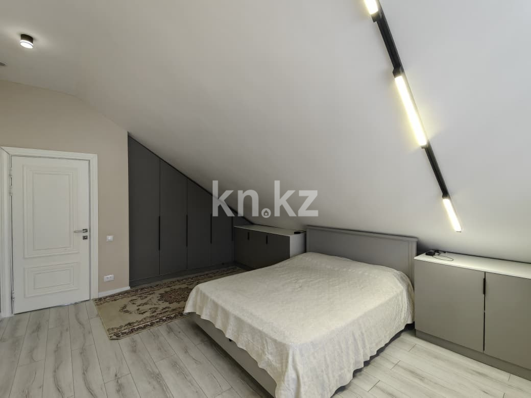Продажа 5-комнатного дома, 232 м² в Караганде - фото 25