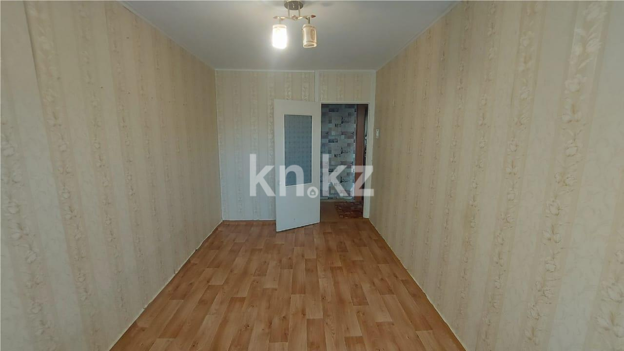 Продажа 2-комнатной квартиры, 43 м², мкр-н 12 в Караганде - фото 3