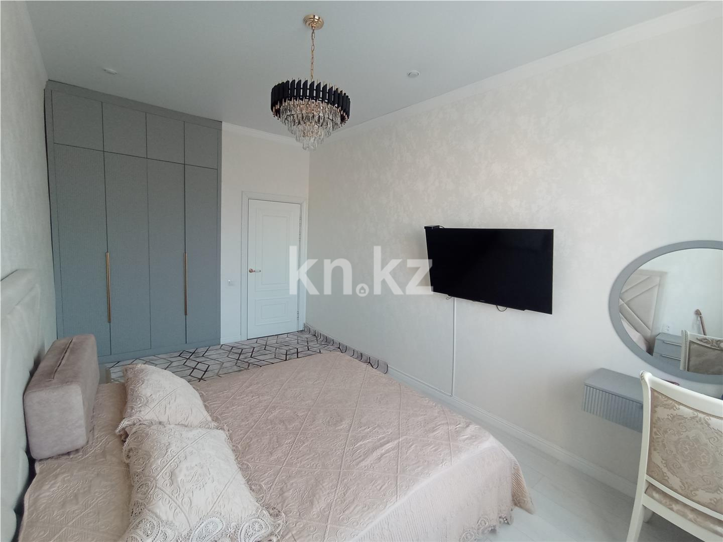 Продажа 3-комнатной квартиры, 84 м², ул. Муканова в Караганде - фото 6