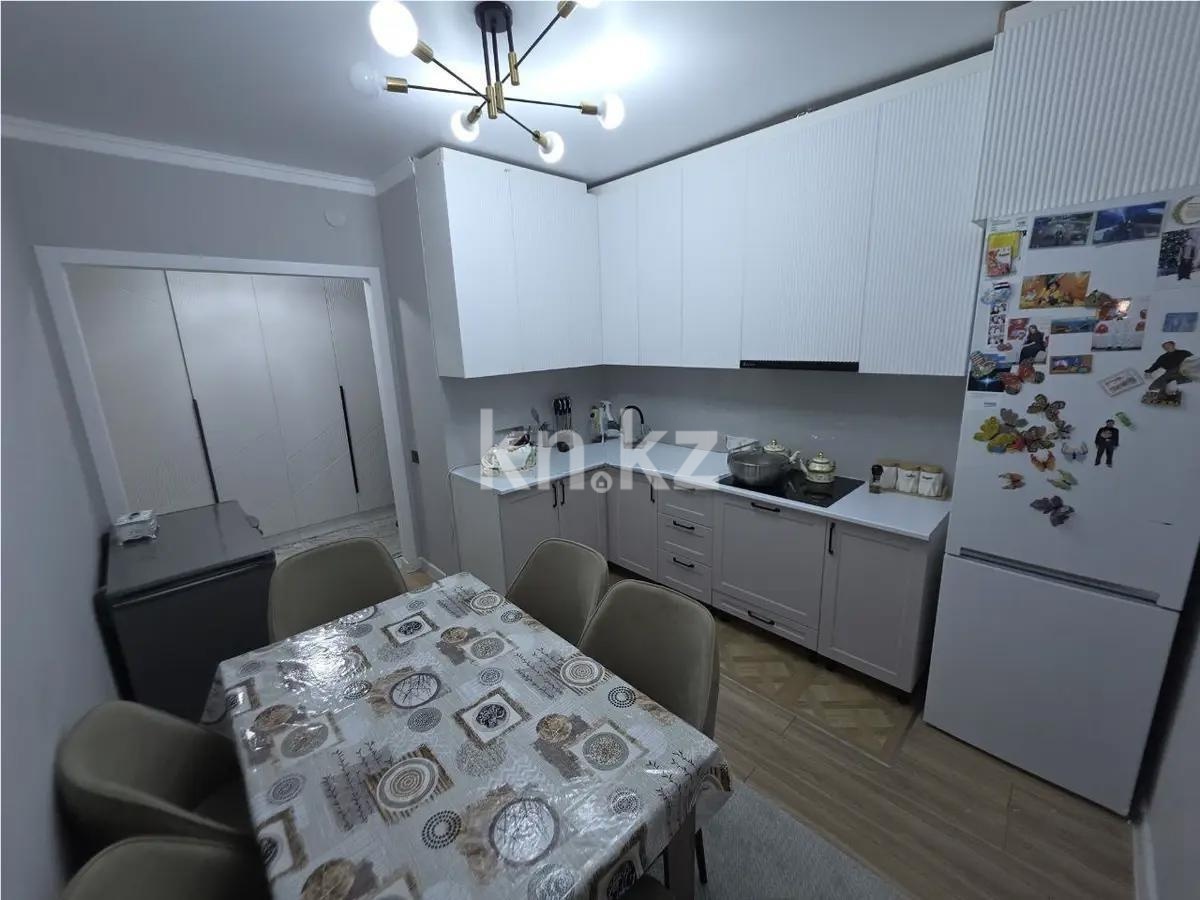 Продажа 2-комнатной квартиры, 48 м², ул. Омарова, дом  9 в Алматы - фото 2