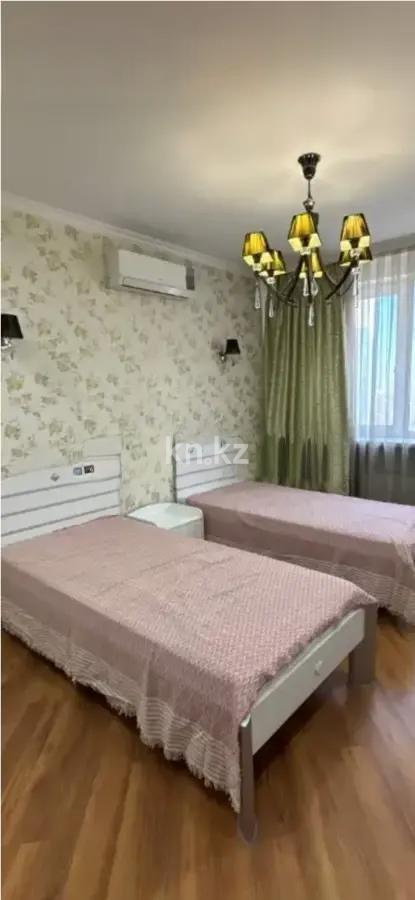 Продажа 3-комнатной квартиры, 111.5 м², ул. Брусиловского, дом  167 в Алматы