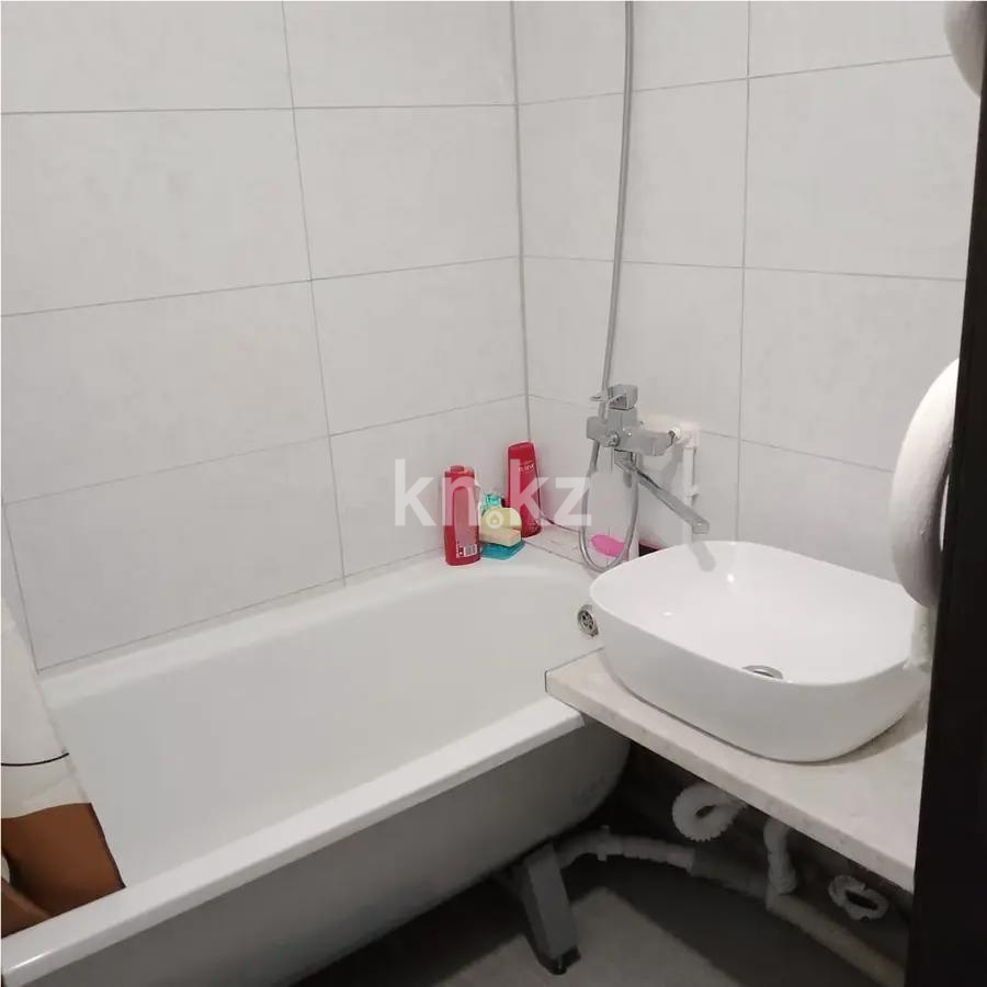 Продажа 3-комнатной квартиры, 56.3 м², ул. Торекулова, дом  73а в Алматы - фото 5