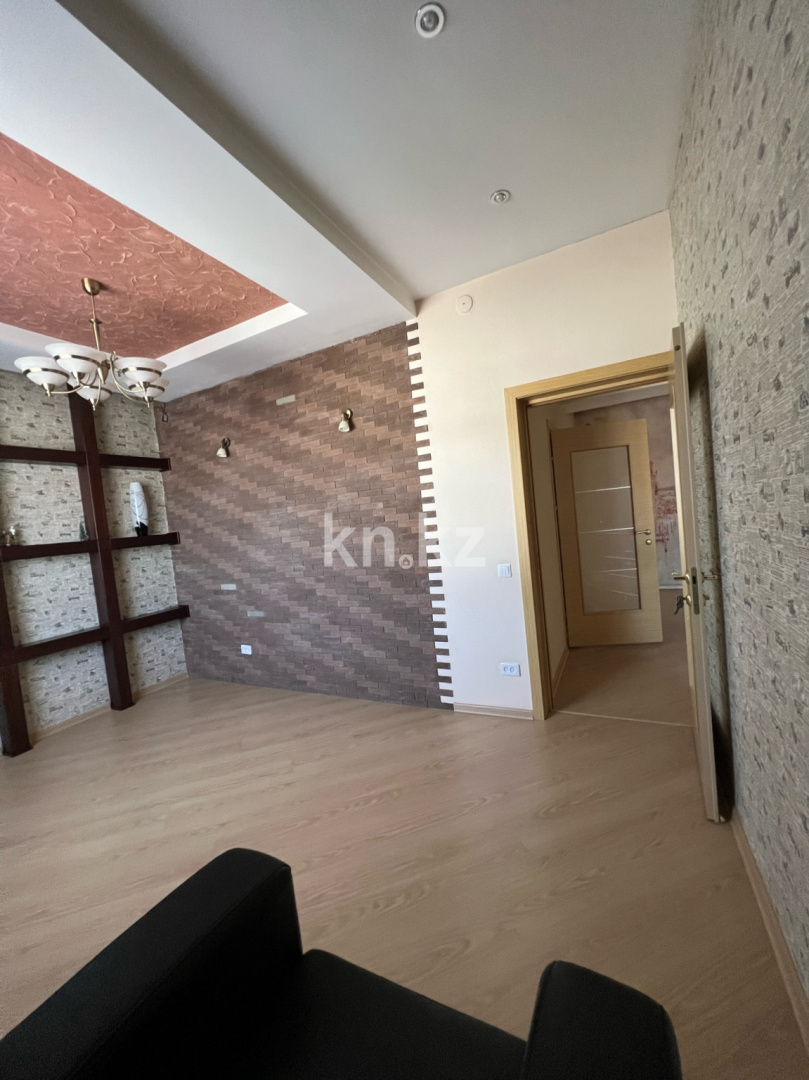 Продажа 7-комнатного дома, 474 м², ул. Комиссарова в Караганде - фото 20