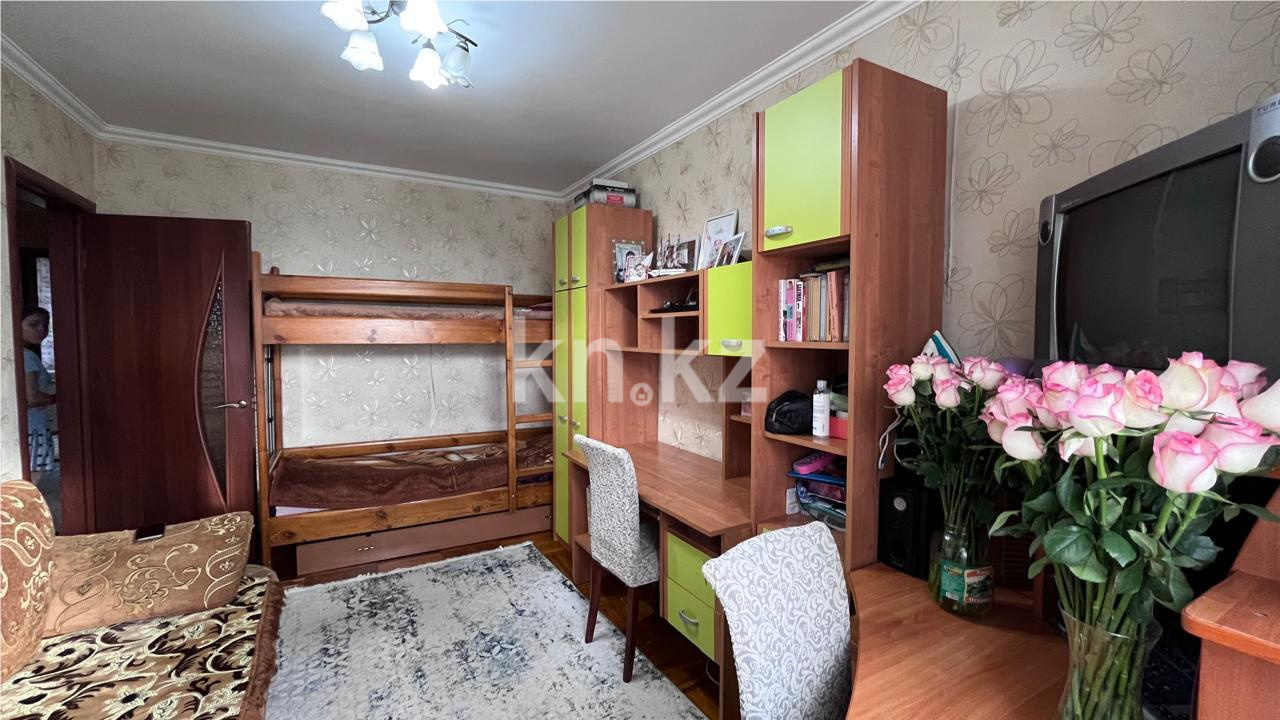 Продажа 3-комнатной квартиры, 64 м², ул. Дюсембекова в Караганде - фото 4