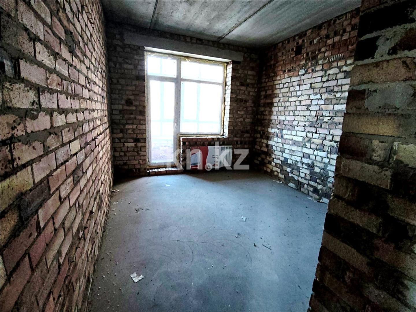 Продажа 4-комнатной квартиры, 110 м², ул. Муканова в Караганде - фото 7