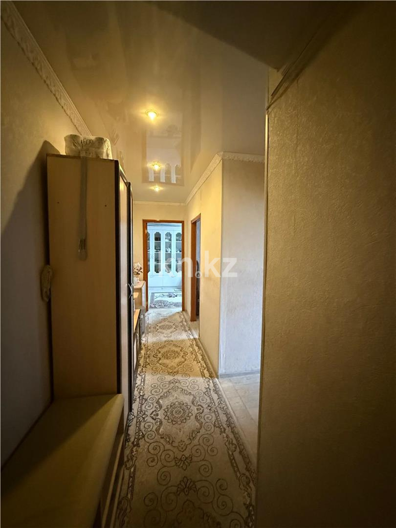 Продажа 3-комнатной квартиры, 59 м², мкр-н 15, дом  8 в Караганде - фото 10
