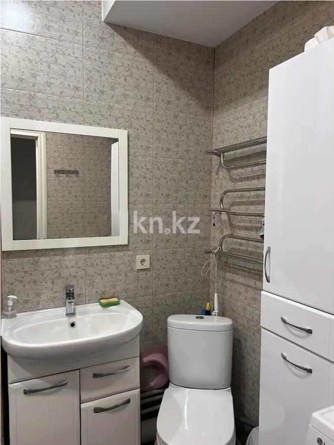 Продажа 3-комнатной квартиры, 59.3 м² в Алматы - фото 6