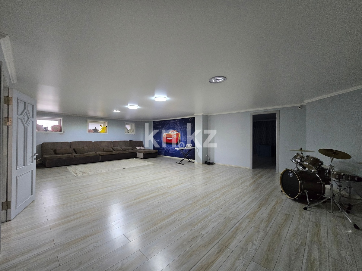 Продажа 6-комнатного дома, 639 м² в Алматы - фото 37