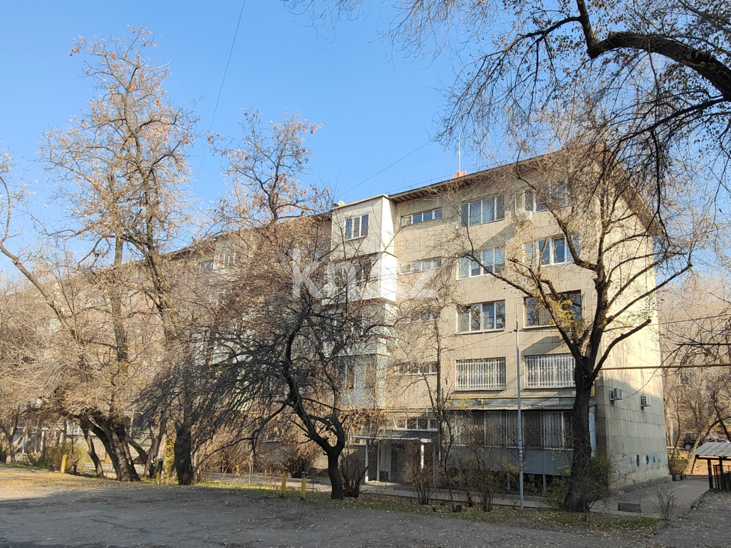 Продажа 2-комнатной квартиры, 65 м², ул. Исаева, дом  55 - Толеби в Алматы - фото 13