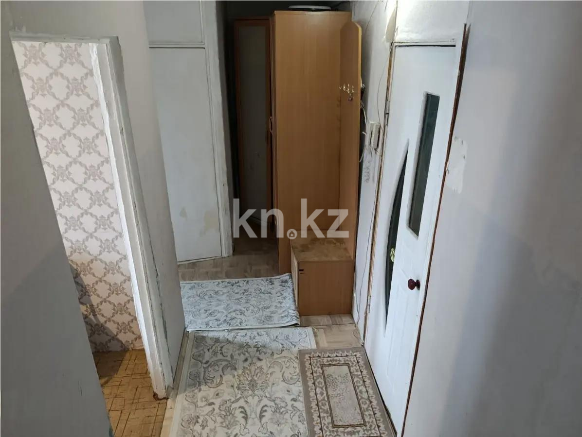 Продажа 2-комнатной квартиры, 45 м², 13 мкр., дом  11 в Караганде - фото 4