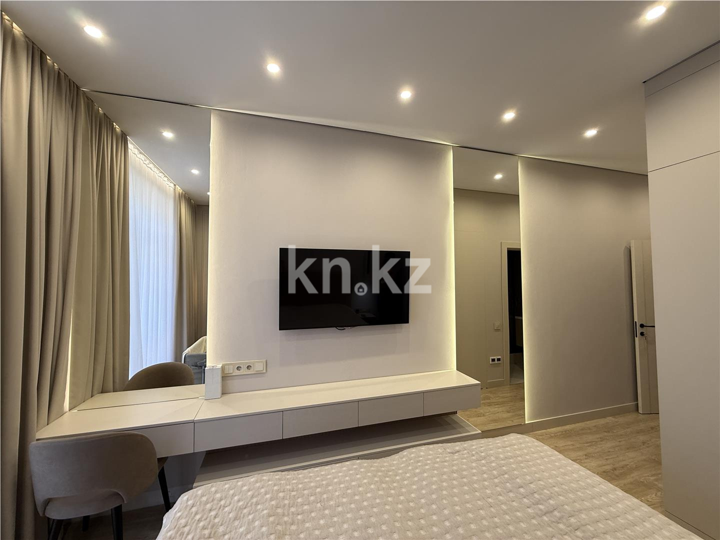 Продажа 3-комнатной квартиры, 88 м², ул. Букетова, дом  3/4 в Караганде - фото 10