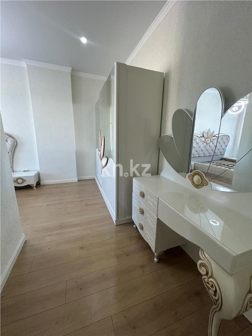 Продажа 2-комнатной квартиры, 60 м², ул. Бухар жырау в Астане - фото 5