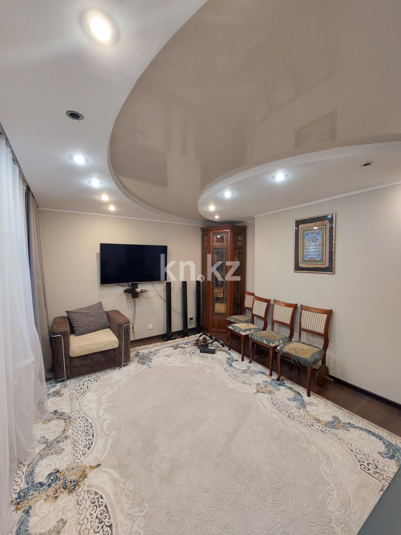 Продажа 4-комнатной квартиры, 110 м² в Караганде - фото 2