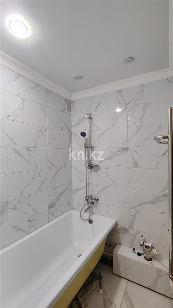 Продажа 2-комнатной квартиры, 43 м², ул. Сатыбалдина в Караганде - фото 15