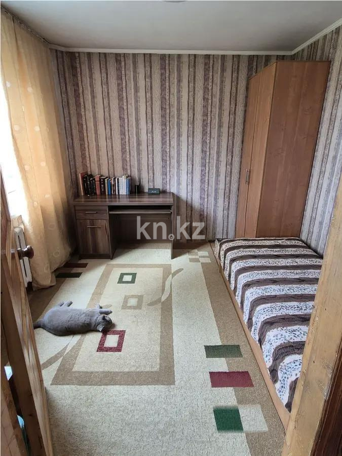 Продажа 4-комнатной квартиры, 61 м², мкр-н 17, дом  37 в Караганде - фото 4