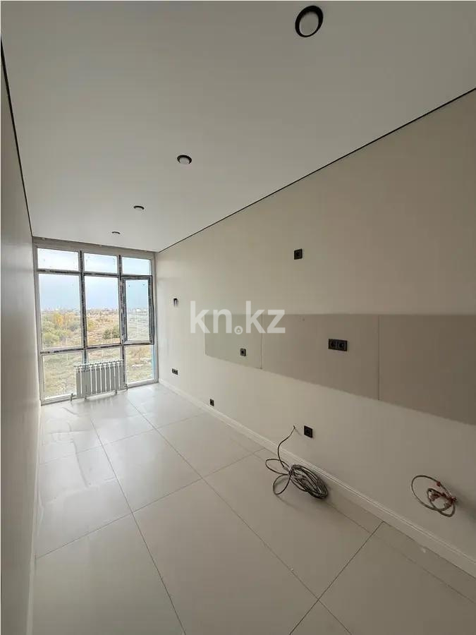 Продажа 1-комнатной квартиры, 37.7 м², ул. Жолымбет, дом  42/5 в Алматы - фото 2