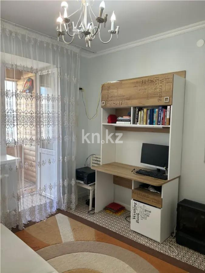 Продажа 5-комнатной квартиры, 100 м² в Астане - фото 2