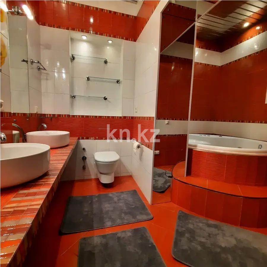 Продажа 3-комнатной квартиры, 128.6 м², ул. Курмангазы, дом  145 в Алматы - фото 5