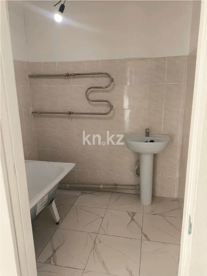 Продажа 2-комнатной квартиры, 60.8 м² в Алматы - фото 4