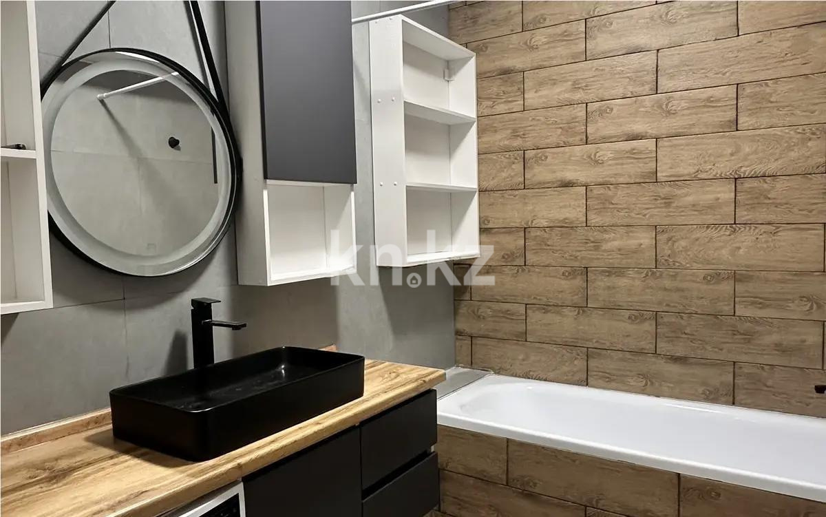 Продажа 2-комнатной квартиры, 65.5 м² в Алматы - фото 4